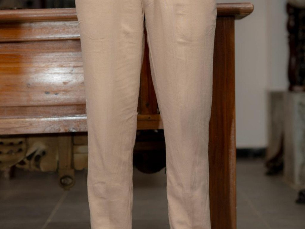  Sandalwood Pleated Linen Trousers 